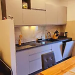 Apartment Little Paradise - - 2 Minuti Dal