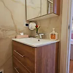 Apartment Little Paradise - - 2 Minuti Dal Arona