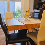 Little Paradise - - 2 Minuti Dal * Arona