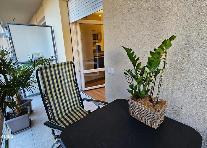 Little Paradise - - 2 Minuti Dal